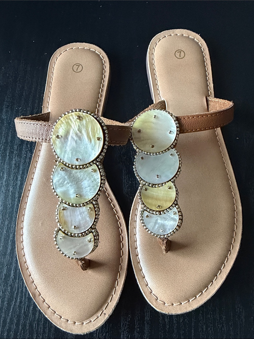 Source Unknown Brown/Tan Sandal with Iridescent Mother-of-Pearl Discs
